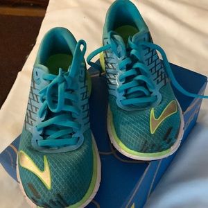 Brooks running sneakers